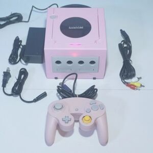 Pastel Pink Nintendo GameCube Console DOL-001 (USA) with Pink LED & Controller